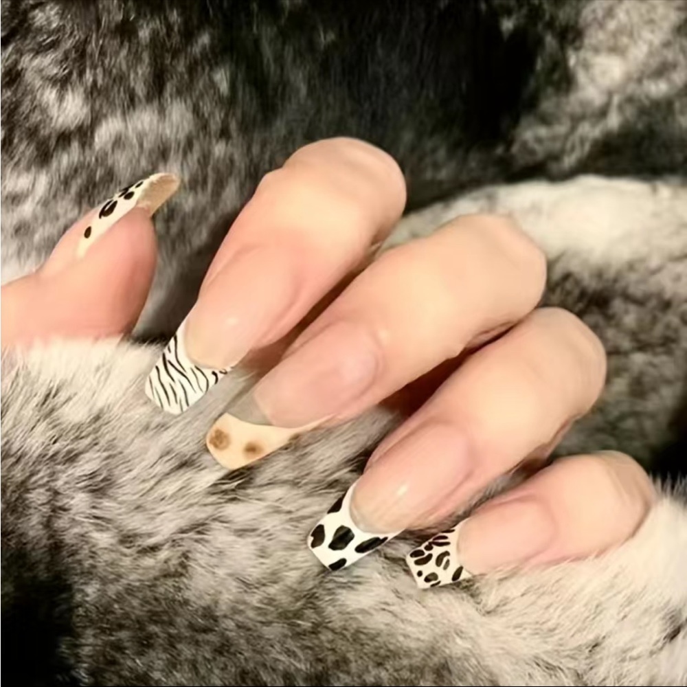 Safari Sister - Nail Junkie - full artificial nail set